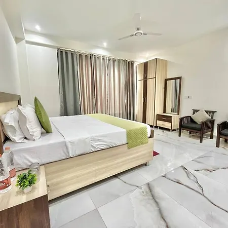 Host Jatin Kasauli Crest 7O1827O7O3 Apartment Exterior photo