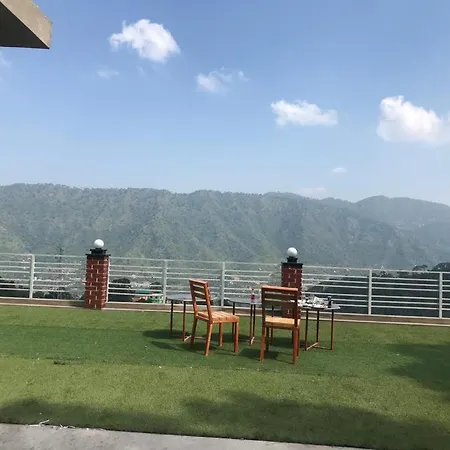 Host Jatin Kasauli Crest 7O1827O7O3 Apartment Exterior photo