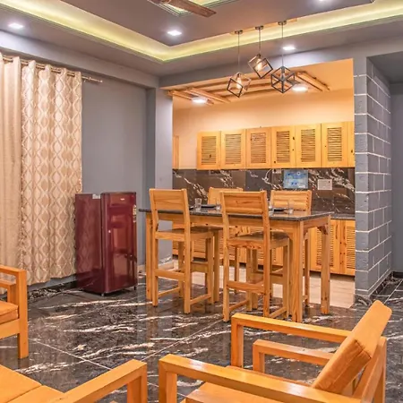 Host Jatin Kasauli Crest 7O1827O7O3 Apartment Exterior photo