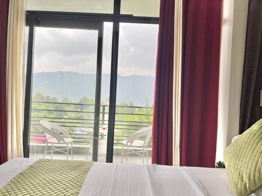 Host Jatin Crest 7o1827o7o3 Apartment *